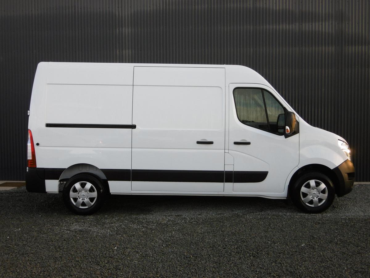 NISSAN INTERSTAR NV400 